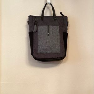 Sherpani Sojourn Tote/Backpack/Crossbody Bag Black Size 15.5 x 11 x 5 inches